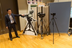 (12) NHK Research Labs (7).jpg
Cliquez sur la vignette pour visualiser l'image en grand au dessus th